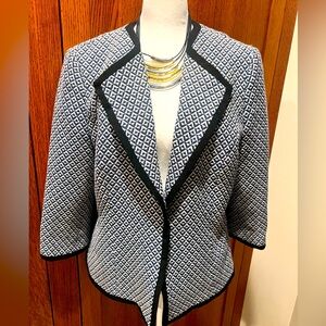 Nipon Boutique Jacket 💙 Diamond Print 3/4 Sleeve Navy Blue White Black Trim 12